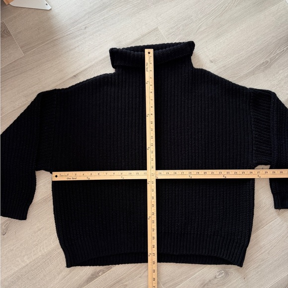 Free People Chunky Knit Turtleneck Sweater Black Medium - Picture 2 of 7